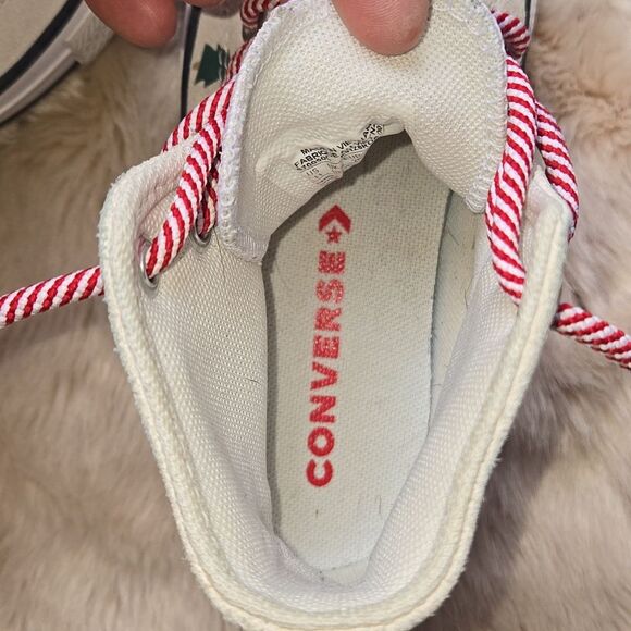 Converse Chuck Taylor All Star High "Winter Holidays" suede Shoes, Size 11 - Picture 10 of 13